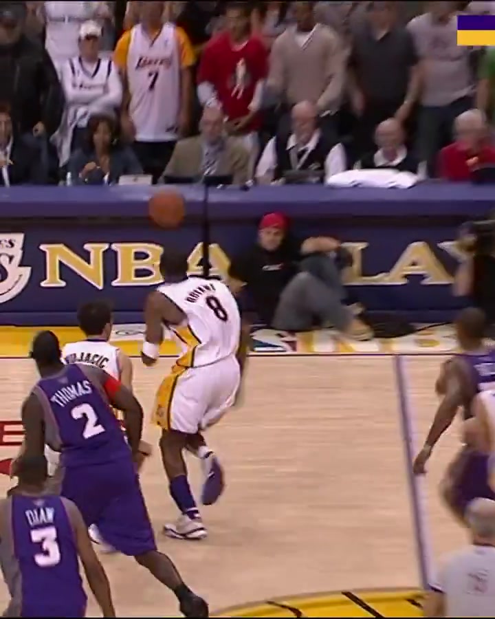 名人堂解说：哈利进3分就会喊“Bang” 只为科比喊过2分“Bang”